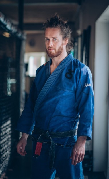 BJJ NMSKEI ME ARNARI FREY